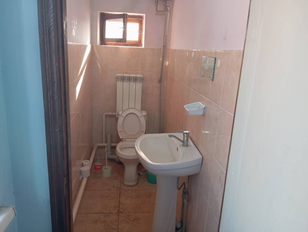 Продаю 6-к коттедж (250 м²) в Бишкеке