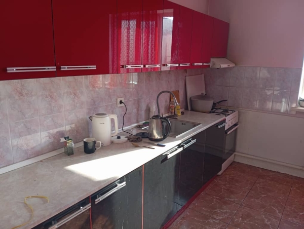 Продаю 6-к коттедж (250 м²) в Бишкеке