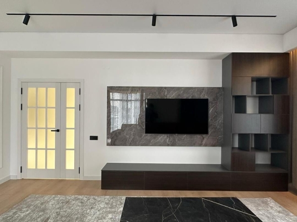 Продаю 2-к квартиру (80 м²) в Бишкеке
