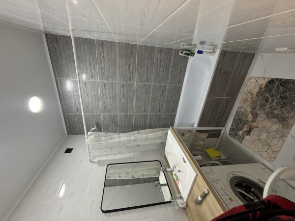 Продаю 2-к квартиру (75 м²) в Бишкеке