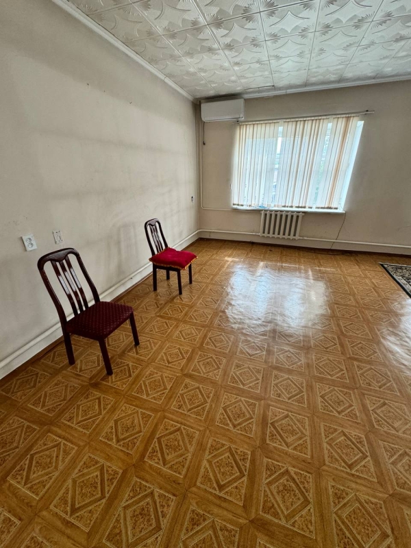 Продаю 7-к дом (150 м²) в Бишкеке