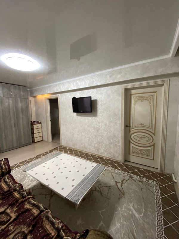 Продаю 3-к квартиру (70 м²) в Бишкеке