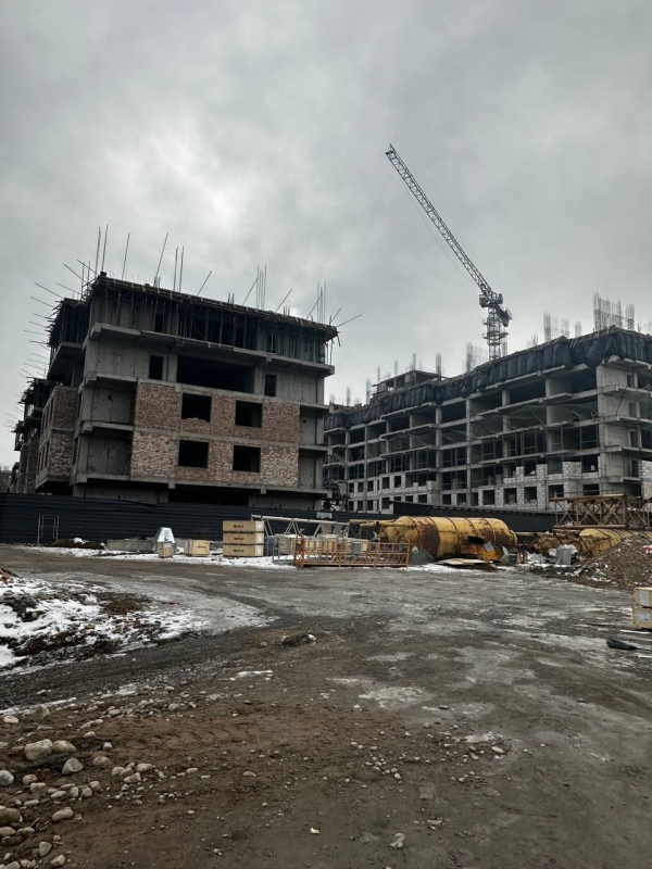 Продаю 2-к квартиру (69 м²) в Бишкеке