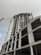 Продаю 3-к квартиру (126 м²) в Бишкеке