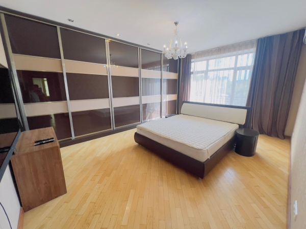 Сдаю 5-к офис (205 м²) в Бишкеке