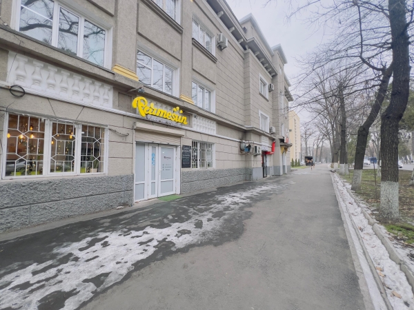 Продаю 9-к помещение (530 м²) в Бишкеке