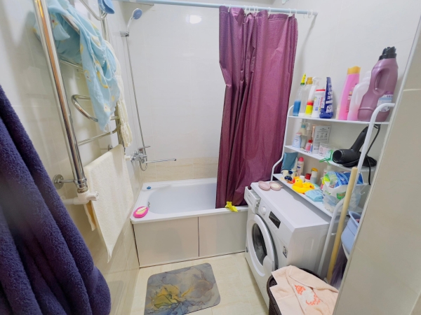 Продаю 2-к квартиру (67 м²) в Бишкеке