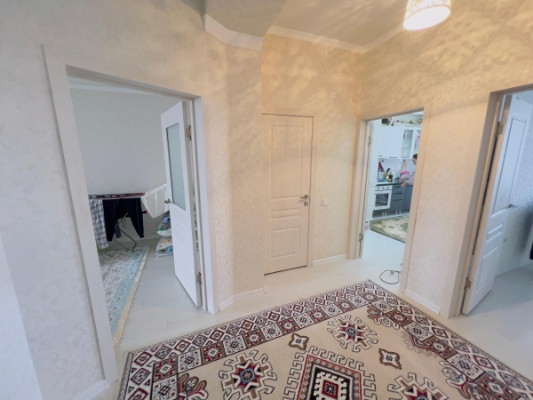 Продаю 2-к квартиру (67 м²) в Бишкеке
