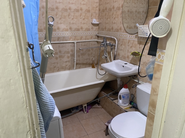Продаю 2-к квартиру (45 м²) в Бишкеке