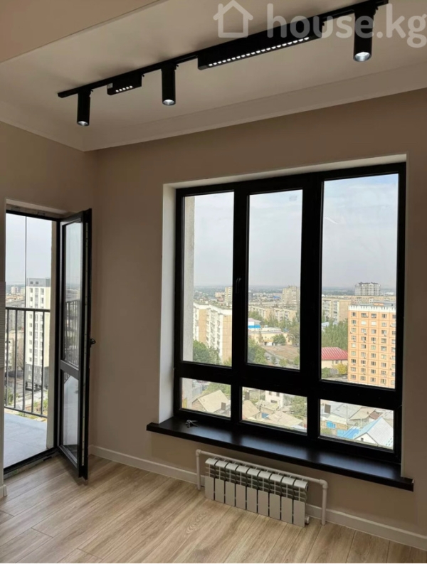 Продаю 2-к квартиру (52 м²) в Бишкеке