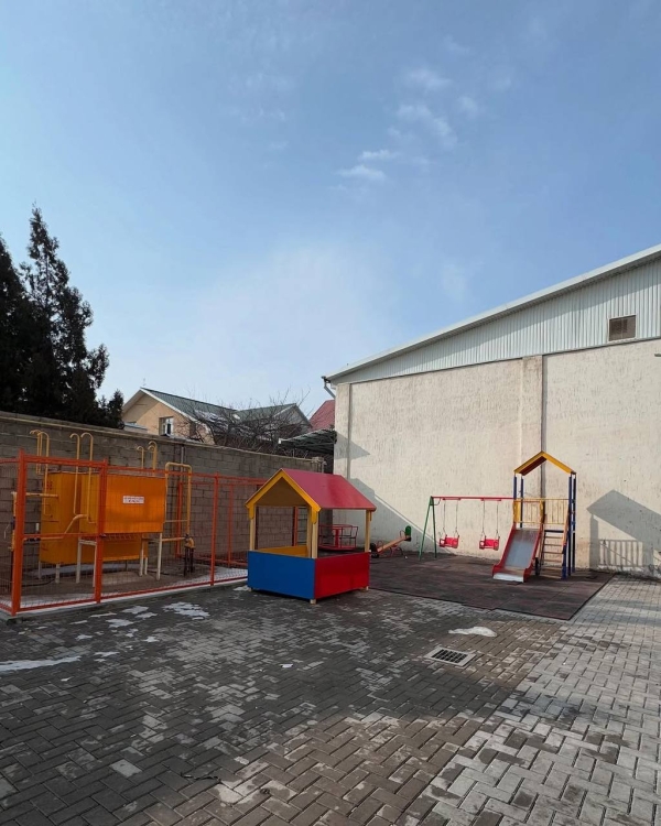 Продаю 3-к квартиру (67 м²) в Бишкеке