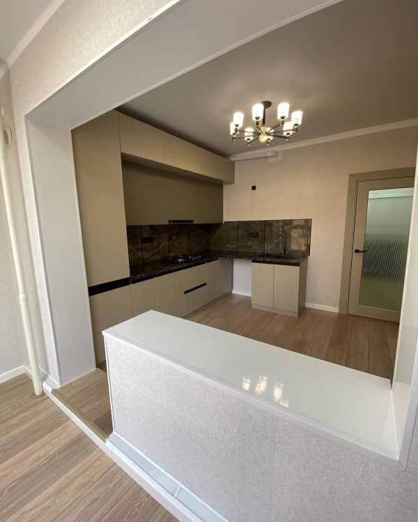 Продаю 1-к квартиру (53 м²) в Бишкеке