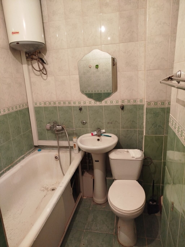Продаю 1-к квартиру (38 м²) в Бишкеке