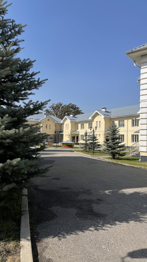 Продаю 4-к квартиру (115 м²) в Бишкеке