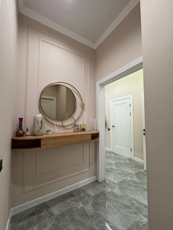 Продаю 3-к квартиру (85 м²) в Бишкеке