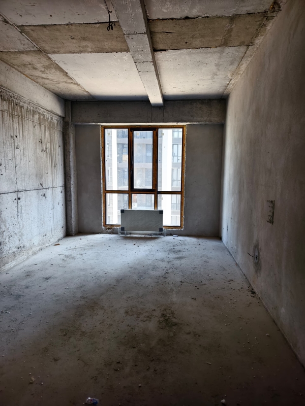 Продаю 2-к квартиру (77 м²) в Бишкеке