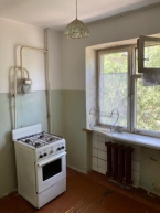 Продаю 2-к квартиру (44 м²) в Бишкеке