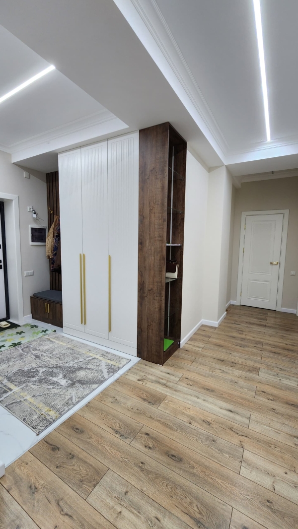 Продаю 2-к квартиру (70 м²) в Бишкеке