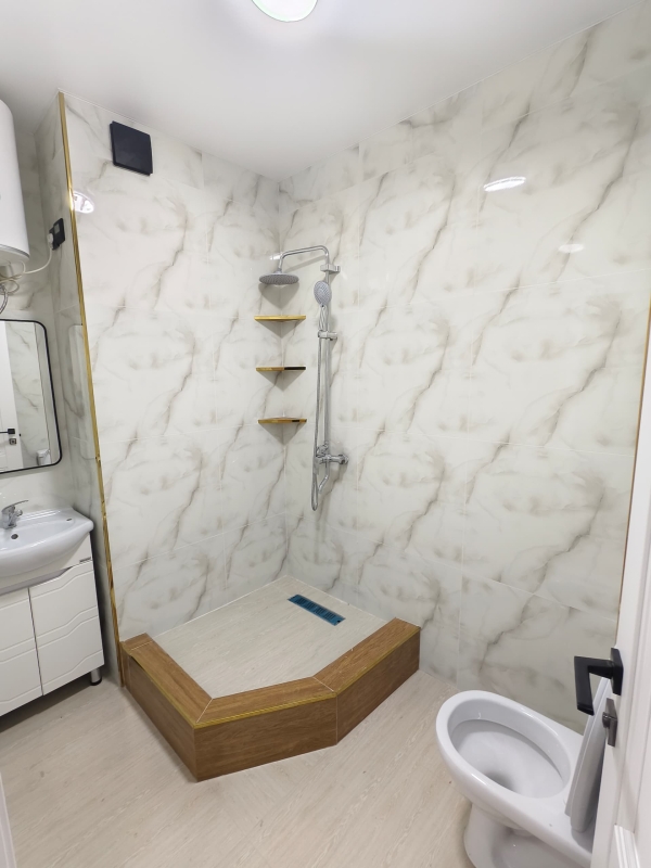 Продаю 1-к квартиру (47 м²) в Бишкеке