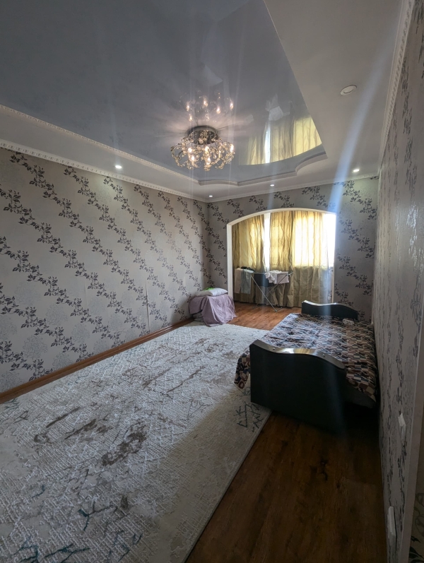 Продаю 1-к квартиру (52 м²) в Бишкеке