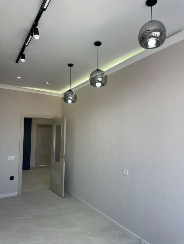 Продаю 3-к квартиру (95 м²) в Бишкеке
