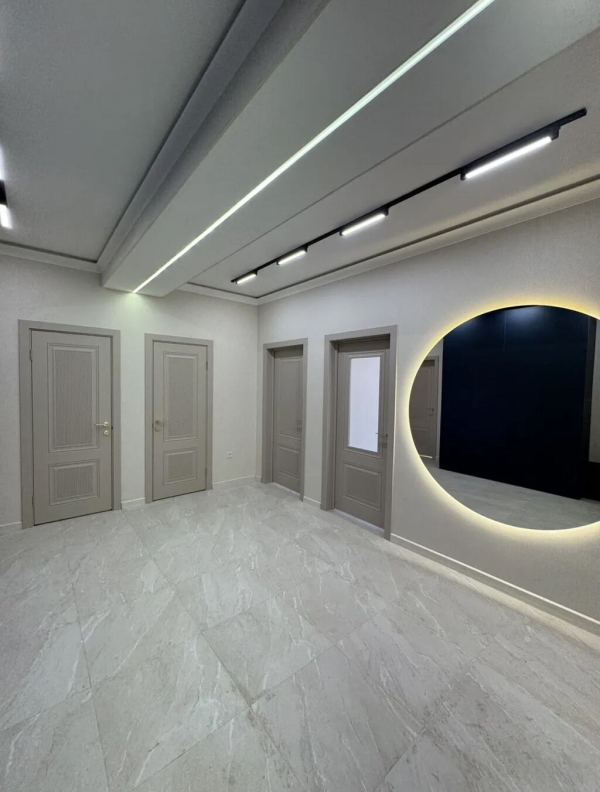 Продаю 3-к квартиру (95 м²) в Бишкеке