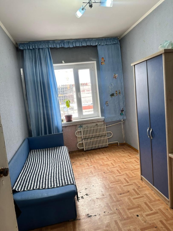 Продаю 3-к квартиру (63 м²) в Бишкеке