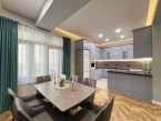 Продаю 4-к квартиру (165 м²) в Бишкеке