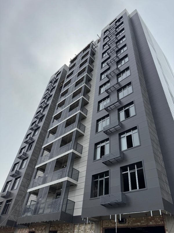 Продаю 3-к квартиру (119 м²) в Бишкеке