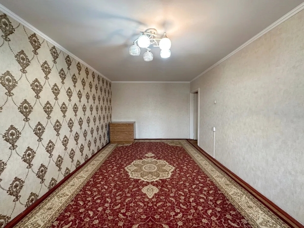 Продаю 2-к квартиру (44 м²) в Бишкеке