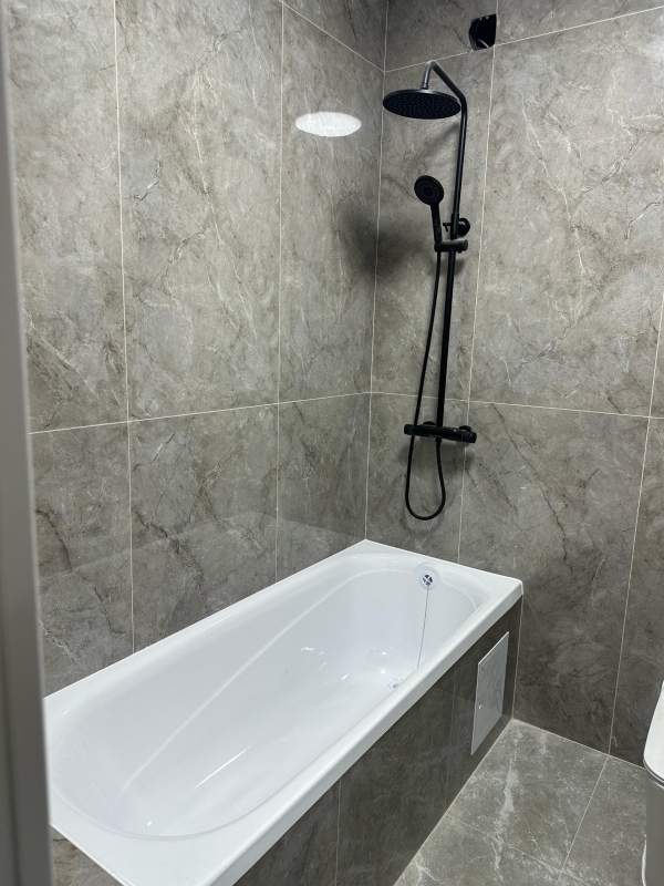 Продаю 3-к квартиру (116 м²) в Бишкеке