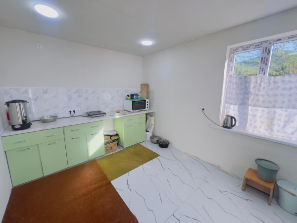Продаю 4-к дом (90 м²) в Бишкеке