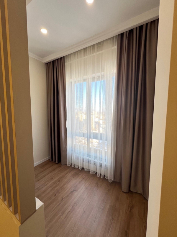 Продаю 3-к квартиру (73 м²) в Бишкеке