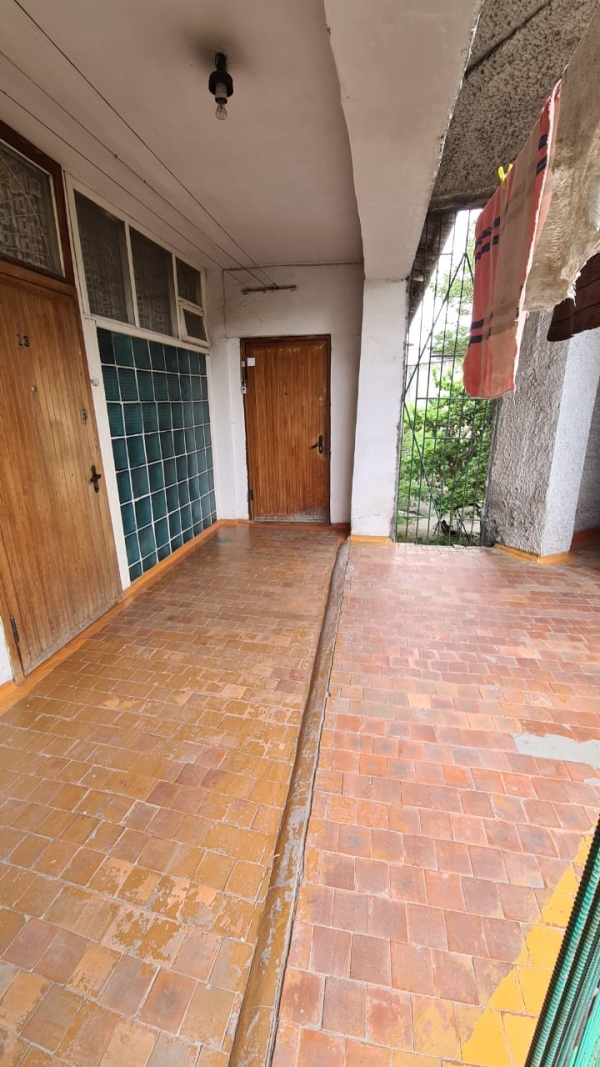 Продаю 3-к квартиру (62 м²) в Бишкеке