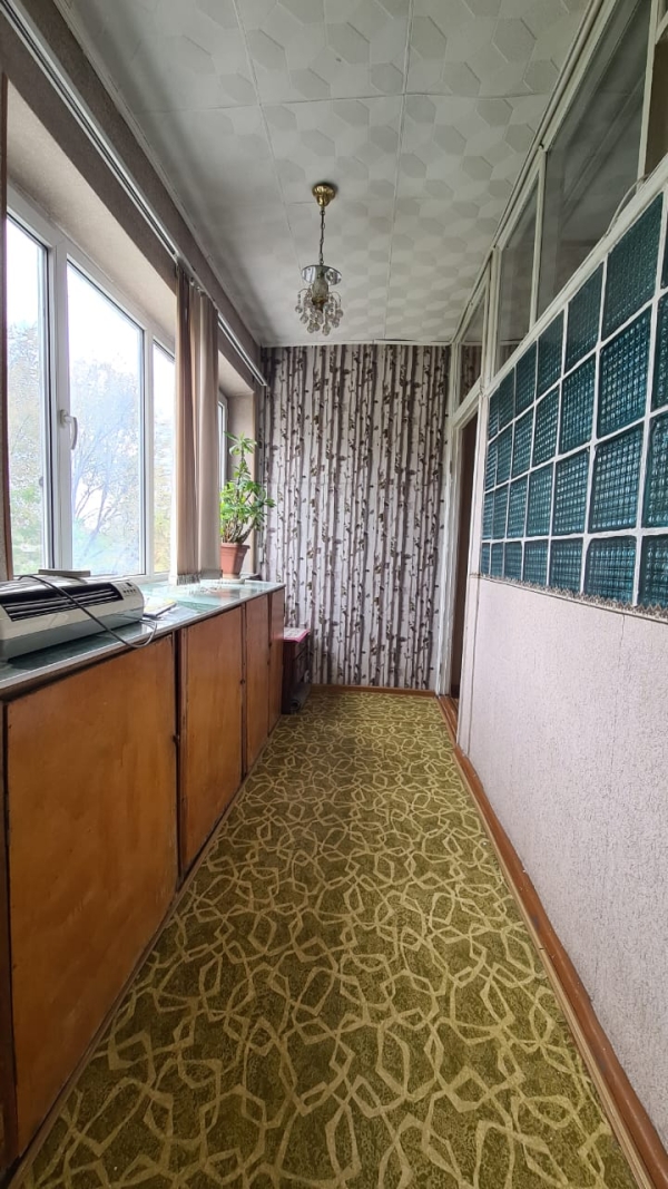 Продаю 3-к квартиру (62 м²) в Бишкеке
