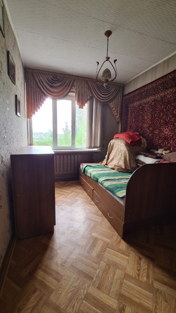 Продаю 3-к квартиру (62 м²) в Бишкеке