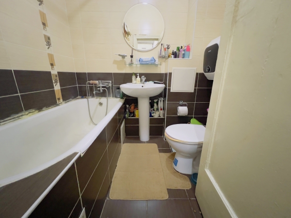 Продаю 1-к квартиру (36 м²) в Бишкеке