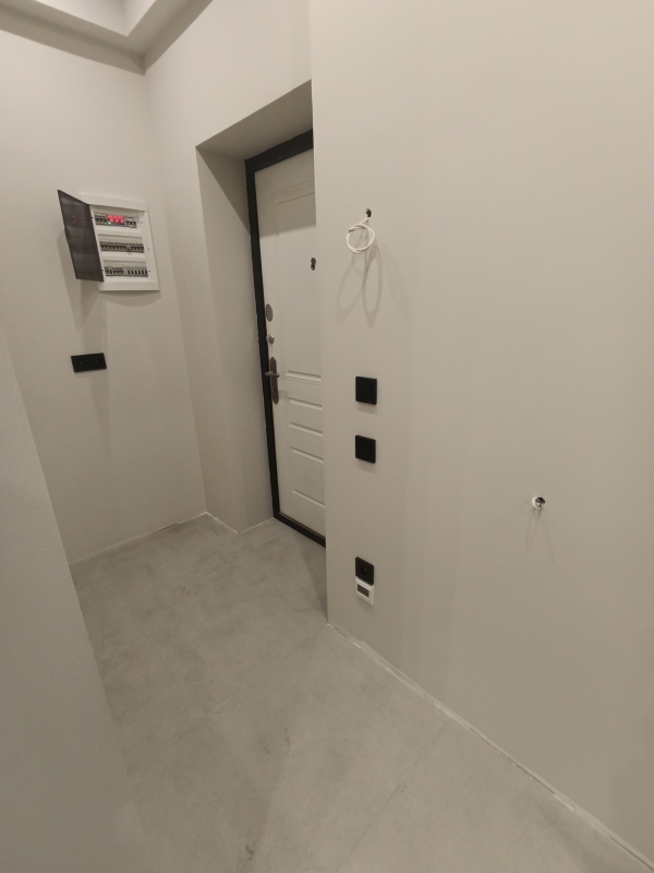 Продаю 1-к квартиру (53 м²) в Бишкеке
