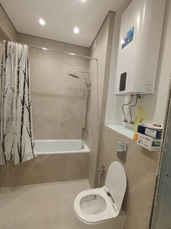 Продаю 1-к квартиру (53 м²) в Бишкеке