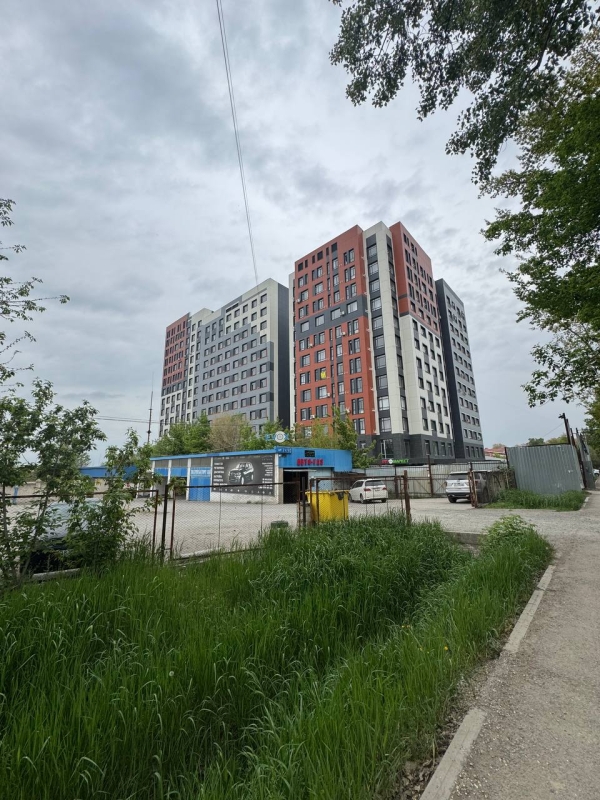 Продаю 3-к квартиру (88 м²) в Бишкеке