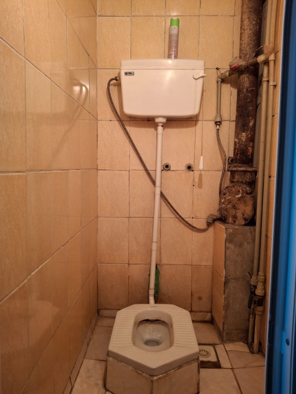 Продаю 1-к квартиру (10 м²) в Бишкеке