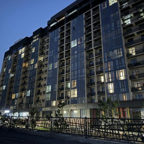 Продаю 4-к квартиру (155 м²) в Бишкеке