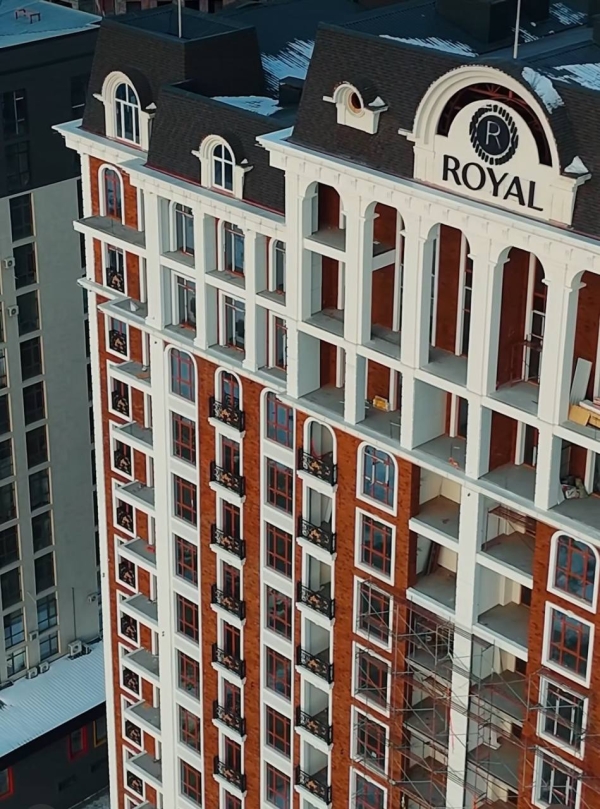 Продаю 4-к квартиру (162 м²) в Бишкеке