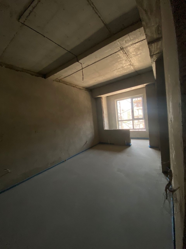 Продаю 3-к квартиру (108 м²) в Бишкеке