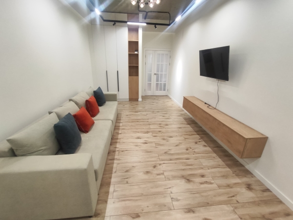 Сдаю 3-к квартиру (98 м²) в Бишкеке