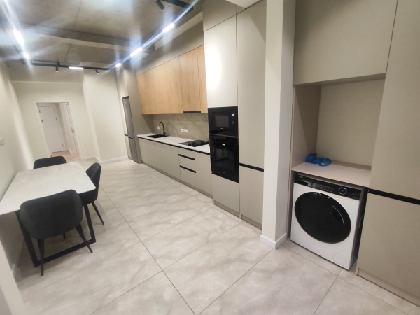 Сдаю 3-к квартиру (98 м²) в Бишкеке