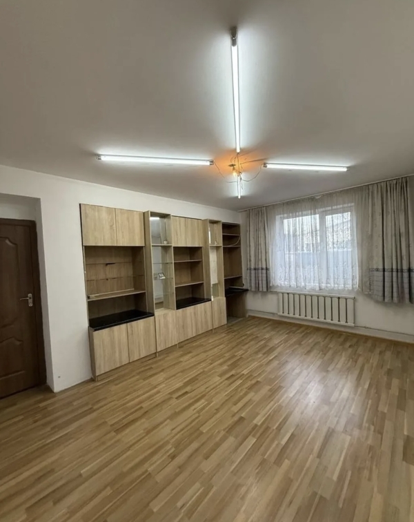 Продаю 3-к дом (74 м²) в Бишкеке