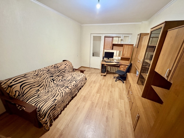 Продаю 1-к квартиру (35 м²) в Бишкеке