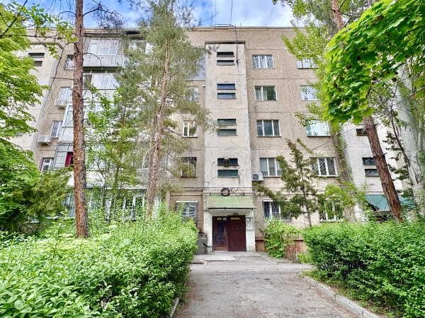 Продаю 1-к квартиру (35 м²) в Бишкеке