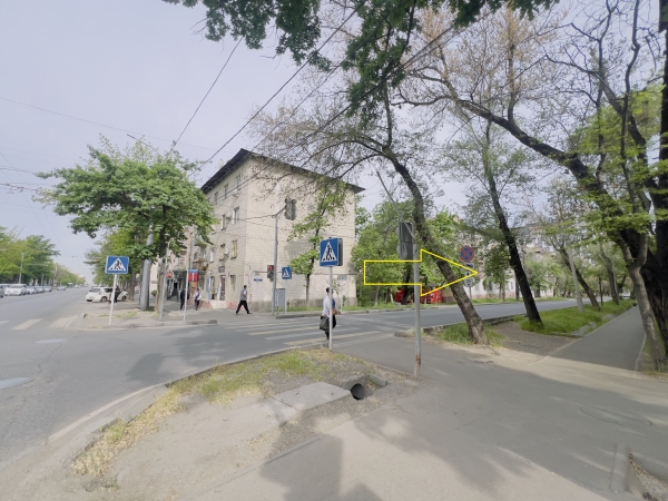 Продаю 2-к квартиру (44 м²) в Бишкеке